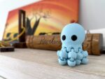 Flexi Octopus Keyring - Baby Blue